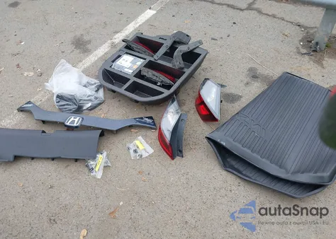 2020 Honda Insight Touring from USA, damaged, VIN 19XZE4F95LE006930